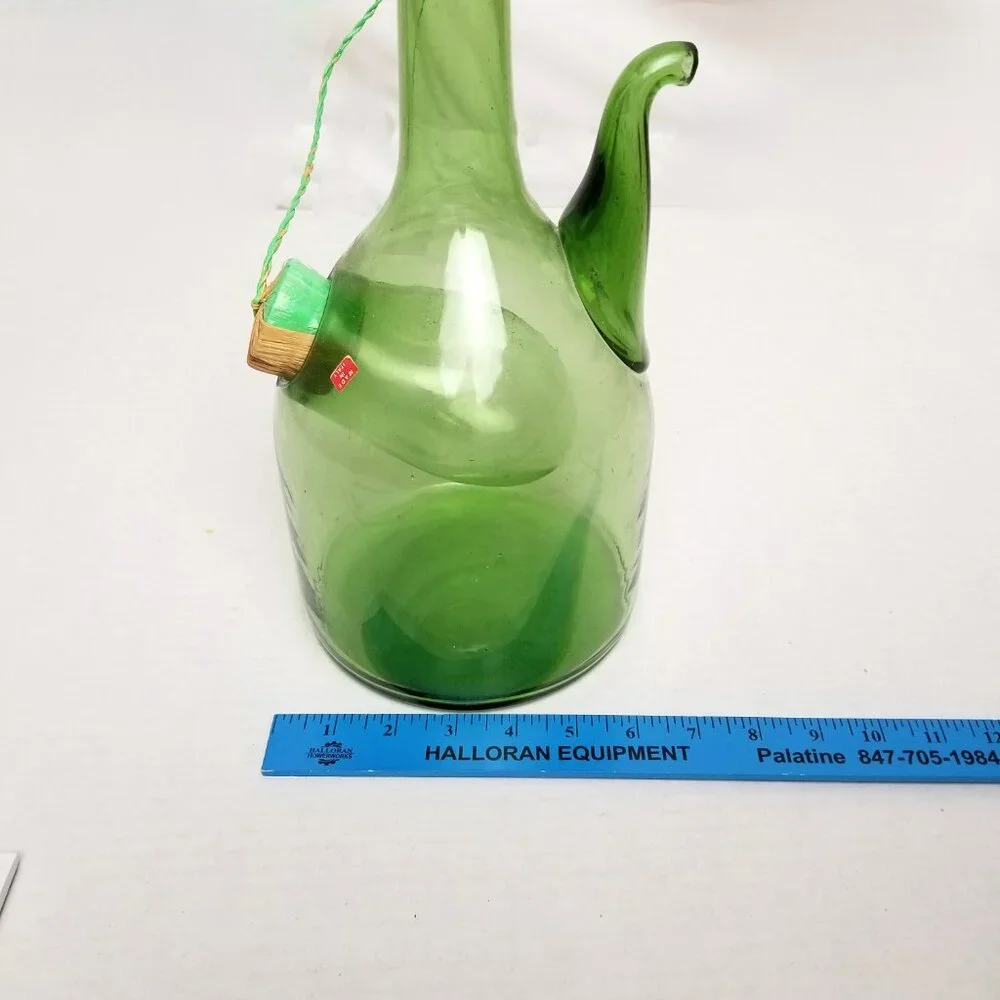 Italian Green Glass Wine Decanter Ice Chamber Cork Stopper 13in Barware
